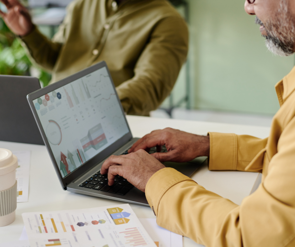 Update your CRM with Data Studio in HubSpot